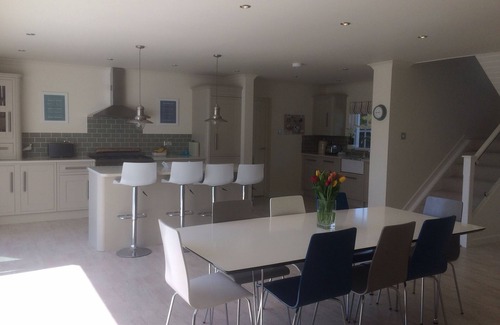 Trebetherick House | Contemporary 5 Bedroom House, Metres from Daymer Bay Beach