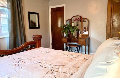 Toledo Apartment | Contemporary and modern, furnished 2 BR apartments, filled with desirable amenities