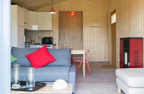 Salives Ski Chalet | Contemporary cottage in the countryside