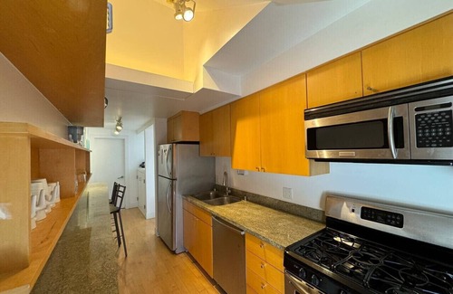 Eureka Valley Apartment | Contemporary Flair Castro Noe