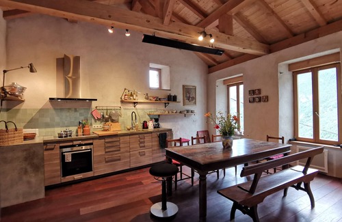 Nohedes House | Contemporary House in Peaceful Pyrenees Mountain Village