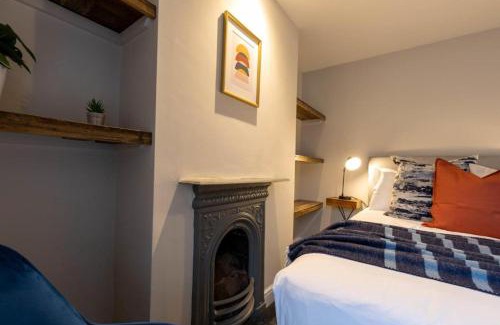Riverside Apartment | Contractor 3Bed Home in Central Cardiff Ideal for Long Stays Free On Street Parking