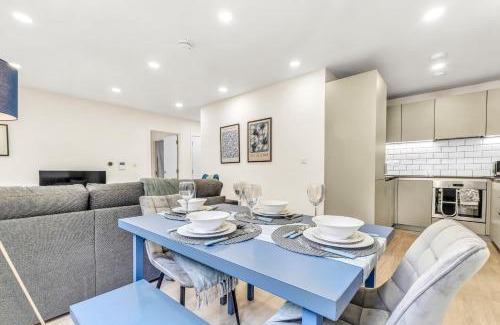 Bedford Apartment | Contractors Gem, 2 bed, sleeps 6, bathroom & ensuite