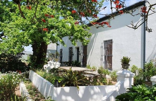 Darling House | Contreberg Manor House