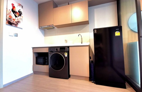 Samsen Nai Condo | Convenient 1-bed condo, 1step to Ha Yaek BTS&MRT station,JJ market & DMK airport