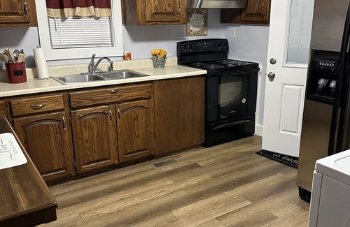 Goose Rock House | Convenient location! Newly remolded, restaurants, grocery