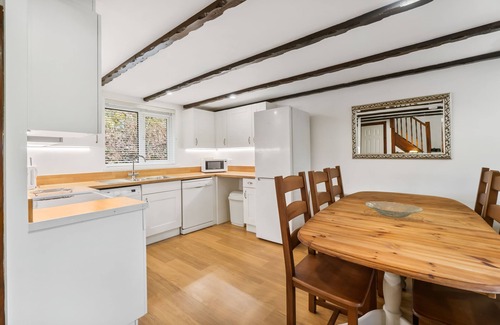 Saltash Cottage | Conveniently located to explore all that Cornwall and Devon have to offer