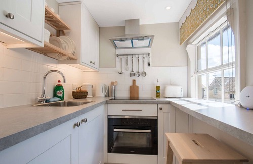 Badminton Cottage | Converted stable and the perfect romantic getaway - Orchard Cottage, Didmarton
