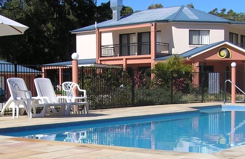Brisbane Waterfront Apartment | Coochiemudlo Island Seminara Apartments