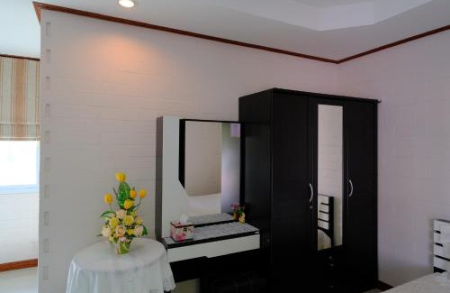 Bueang Sam Phan Resort | Cool Cat House ครูแคทเฮาส์