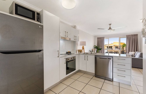Coolum Beach Apartment | Coolum Beach Getaway Resort