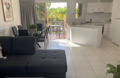 Coolum Beach Apartment | Coolum Beach Getaway Resort