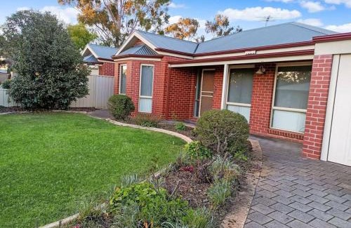 Mildura House | Coonawarra Cottage *Spotless *Quiet *Near CBD+HOSP