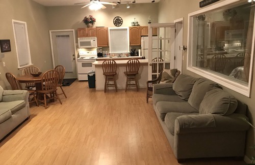 Otego House | Cooperstown Baseball Rentals - CREEKSIDE CHALET