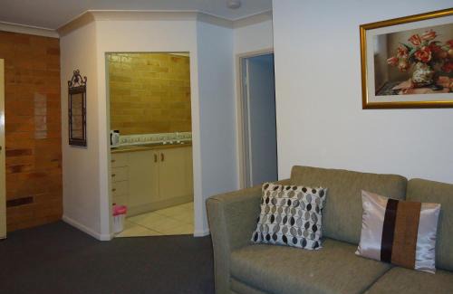 Nanango Hotel | Copper Country Motor Inn