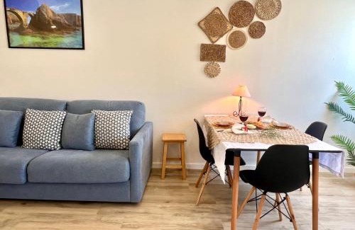 Peniche de Cima House | Cor de mar - Rustic Haven