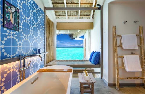 Maamigili Island Resort | Cora Cora Maldives-Premium All-Inclusive