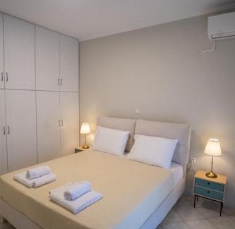 Agia Kiriaki Apartment | Coral Apartments