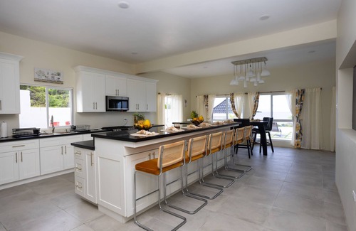Treasure Beach House | Coral Bay Chateau - Luxury Villa in Treasure Beach