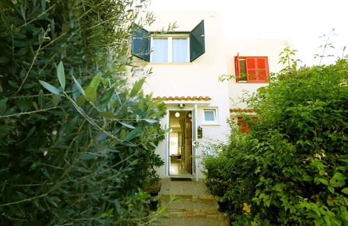 Pegeia Apartment | Coral Bay Cottage