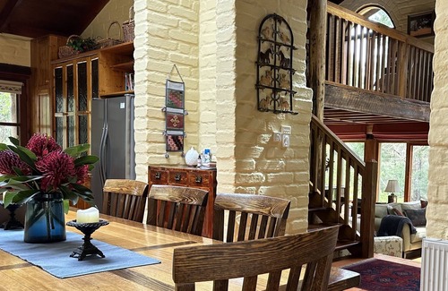 Forrest House | Coral Fern Retreat - bush paradise (free wifi)