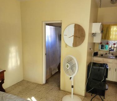 IronShore Estates Bed & Breakfast | Coral gardens hideaway