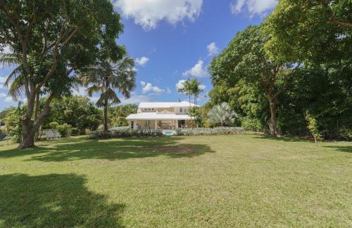 Gibbes House | Coral House 3 bedroom home by Bluescape
