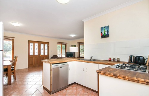 Haynes House | Coranda Lodge