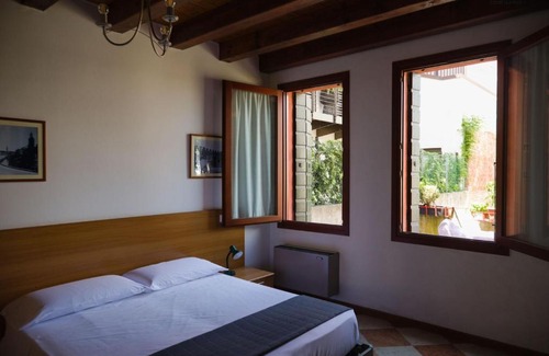 Castelfranco Veneto House | Cornarorooms