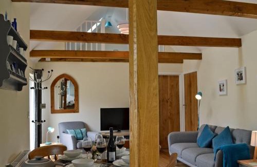 Heathfield House | Cornbrash Farm Cottage