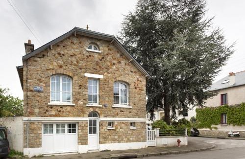 Sainte-Therese - Quineleu House | Corneille by Cocoonr
