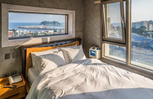 Seogwipo City Hotel | Cornerstone Hotel