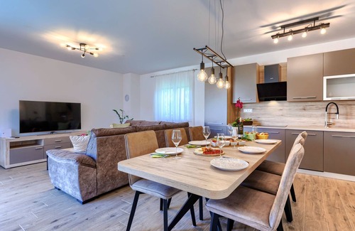 Banjole House | Corona Cordis by Interhome