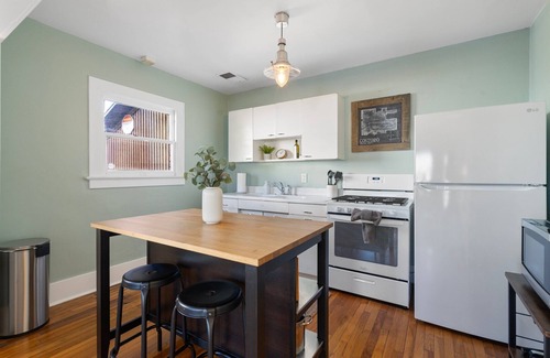 Coronado House | Coronado Casa