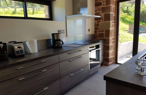 Louignac House | Corrèze, Near Périgord Noir: Very nice house with swimming pool