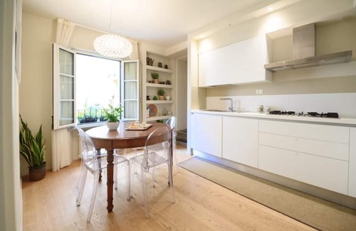 Lucca Historical Center Apartment | Corte Paolina - charming courtyard inside Lucca