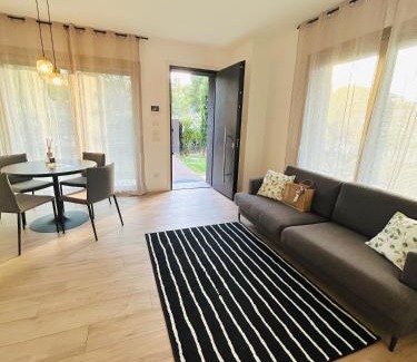 Alba Apartment | Cortemaggiore 4D Luxury-Flexrent Abissinia