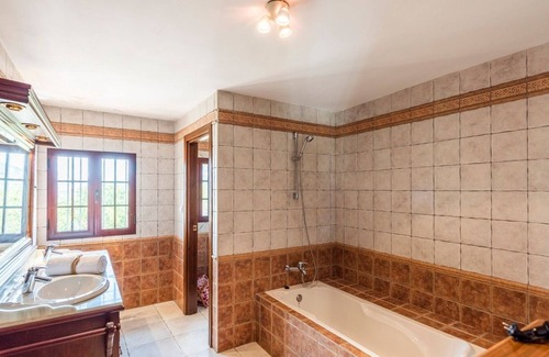 Villanueva del Rosario Villa | Cortijo la Dehesa del Trabuco Villanueva del Trabuco by Ruralidays