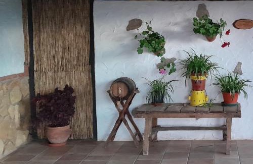 Cogollos de Guadix House | Cortijo Maromilla vivienda rural con piscina