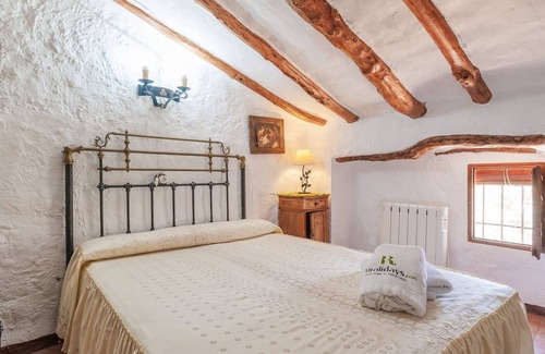 Castillo de Locubin Resort | Cortijo rural Majolero Castillo de Locubín by Ruralidays