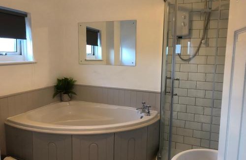 Newton Aycliffe House | Cosin Close Serviced Accommodation