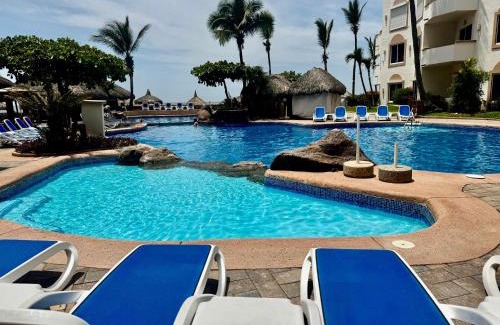Jimenez Apartment | Costa Bonita Mazatlán Departamento pie de playa Beach Resort