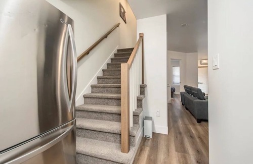 Halifax Apartment | Cosy 1 Bedroom Basement Apartment