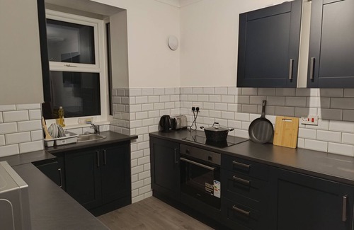 Accrington House | Cosy 3 Bed home for work or leisure!
