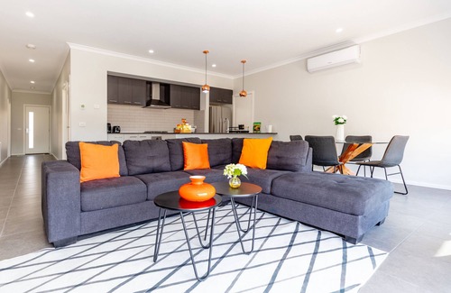 Tarneit House | Cosy, Adorable Brand-New House