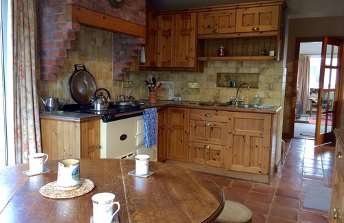 Lisbellaw Cottage | Cosy and stylish home, convenient location for exploring Fermanagh Lakelands