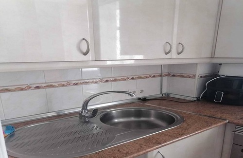 Mairena del Aljarafe Apartment | Cosy apartment with shared balcony