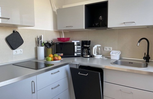 Trinwillershagen Apartment | Cosy apartment for 3 people with WIFI, TV, terrace and parking
