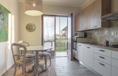 Tovo San Giacomo Apartment | Cosy apartment for 6 guests with WIFI, private pool, balcony, pets allowed and parking