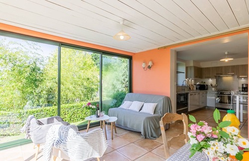 Daoulas Apartment | Cosy apartment for 2 people with WIFI, TV, pets allowed and parking
